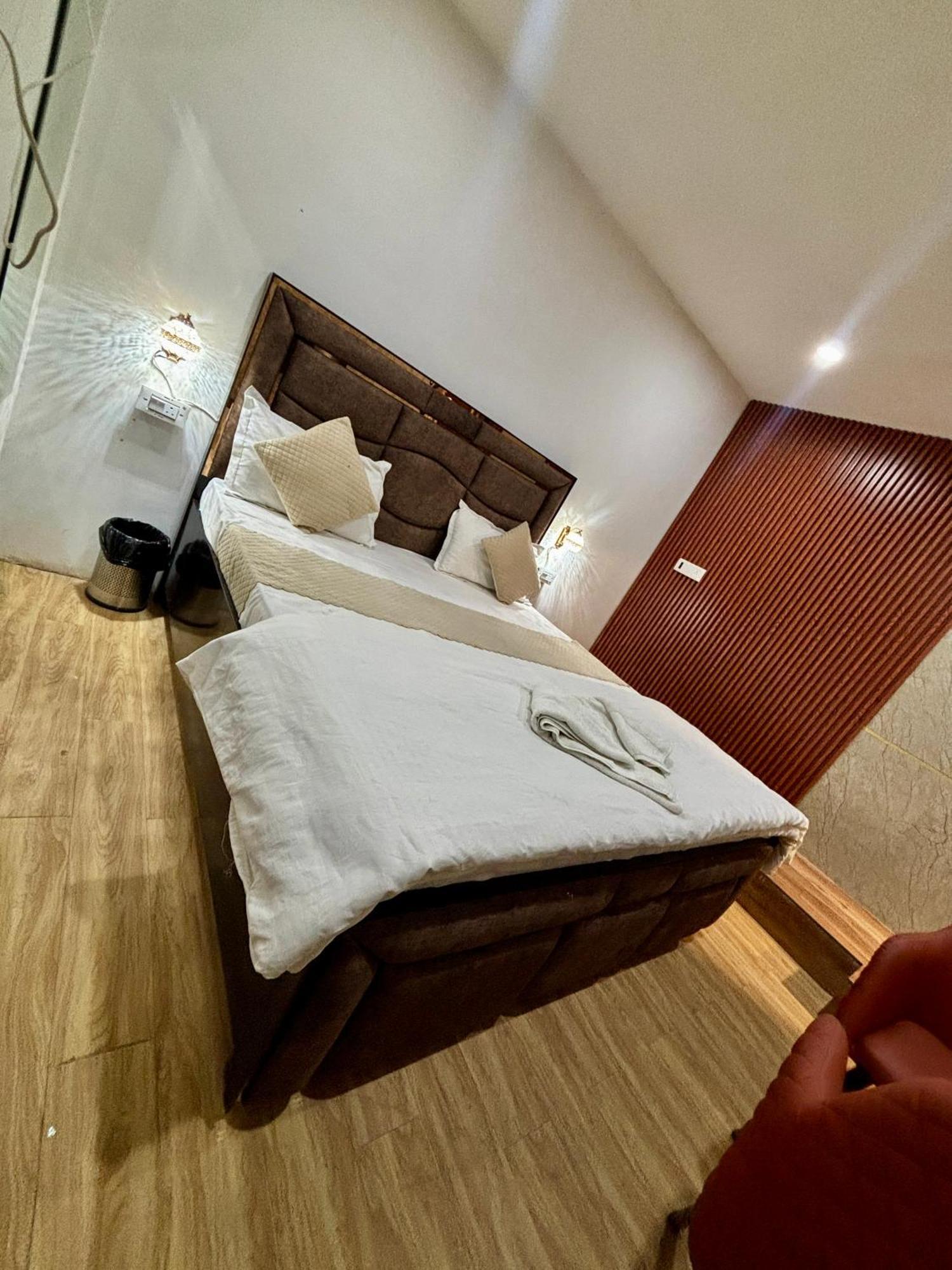 Hotel Dream Villa Лудхіяна Екстер'єр фото